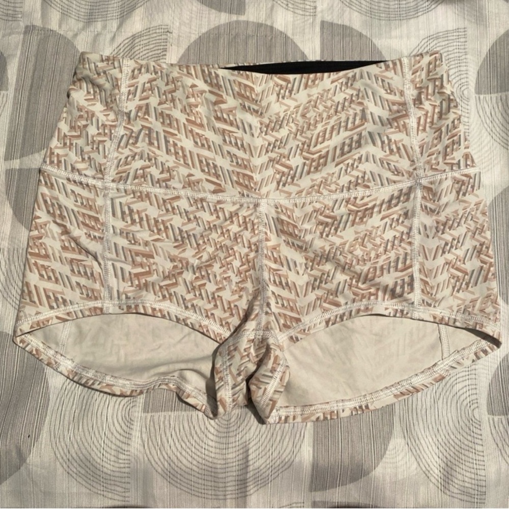 Victoria sport shorts